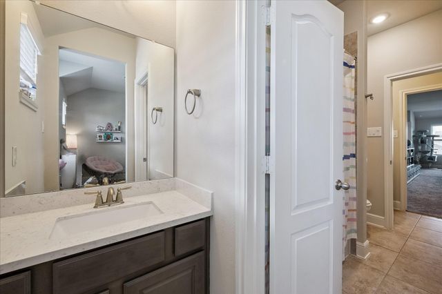 3217 Dovetail Colony Court, League City, TX 77573