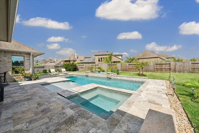 3217 Dovetail Colony Court, League City, TX 77573
