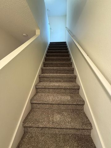 2304 Granberry DR B, Austin, TX 78745