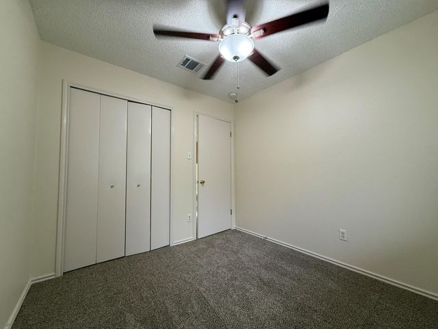 2304 Granberry DR B, Austin, TX 78745