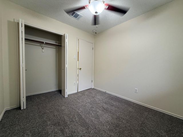 2304 Granberry DR B, Austin, TX 78745