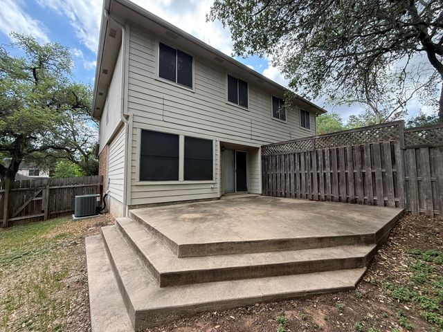 2304 Granberry DR B, Austin, TX 78745