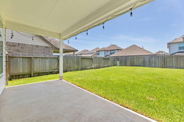 17515 Harbourfront Road, Humble, TX 77346