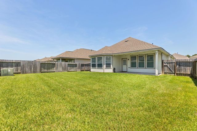 17515 Harbourfront Road, Humble, TX 77346