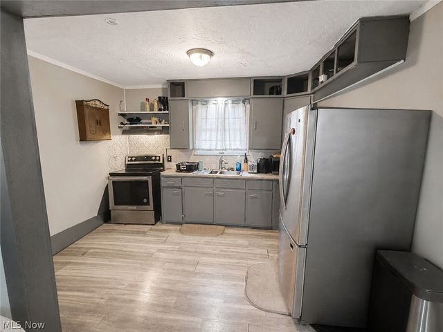 1182 Mount Vernon Avenue, Akron, OH 44310