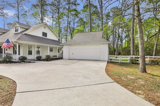 291 Camwood Street, Magnolia, TX 77355