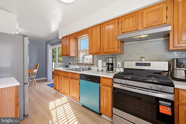 406 FERN AVE, Woodbury, NJ 08096