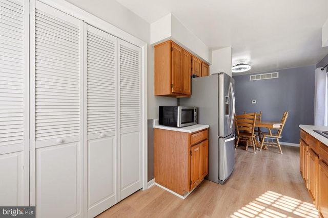 406 FERN AVE, Woodbury, NJ 08096