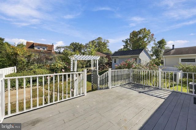 406 FERN AVE, Woodbury, NJ 08096