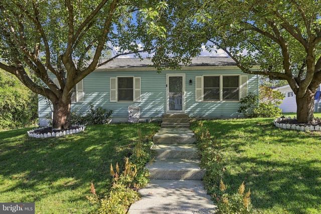 406 FERN AVE, Woodbury, NJ 08096