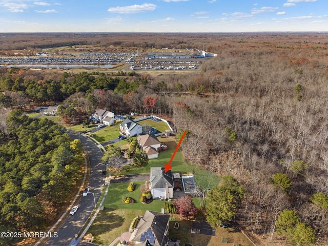 22 Denise Court, Manalapan, NJ 07726