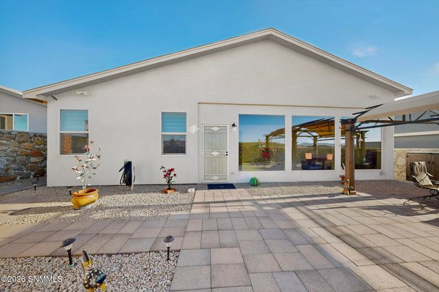 4053 Pacific Loop Loop, Las Cruces, NM 88012