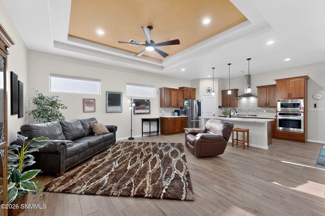 4053 Pacific Loop Loop, Las Cruces, NM 88012