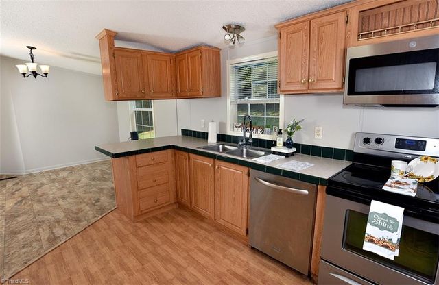 1924 Junction Road, Mocksville, NC 27028