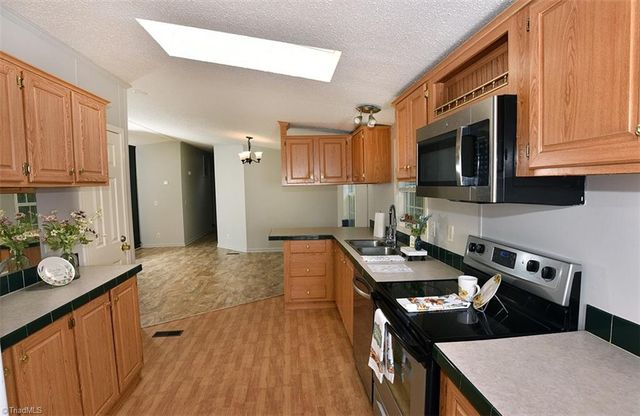 1924 Junction Road, Mocksville, NC 27028
