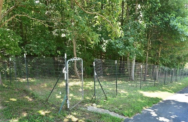 1924 Junction Road, Mocksville, NC 27028