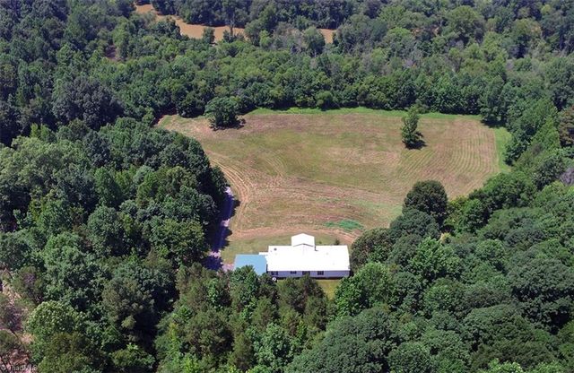 1924 Junction Road, Mocksville, NC 27028