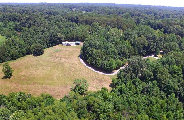 1924 Junction Road, Mocksville, NC 27028