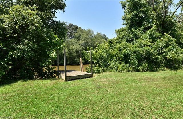 1924 Junction Road, Mocksville, NC 27028