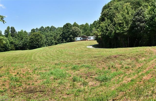 1924 Junction Road, Mocksville, NC 27028