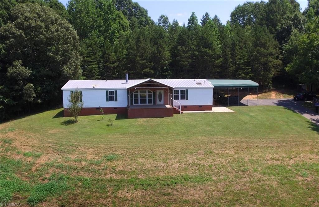 1924 Junction Road, Mocksville, NC 27028