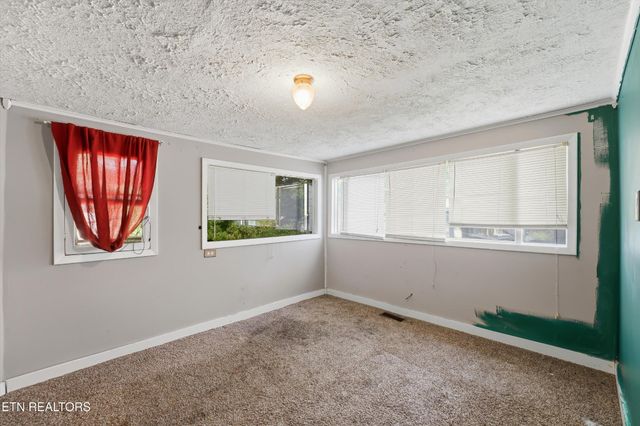 1815 Fay St, Knoxville, TN 37921