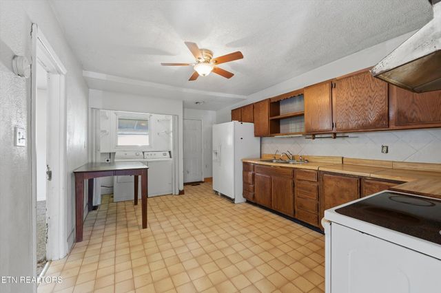 1815 Fay St, Knoxville, TN 37921
