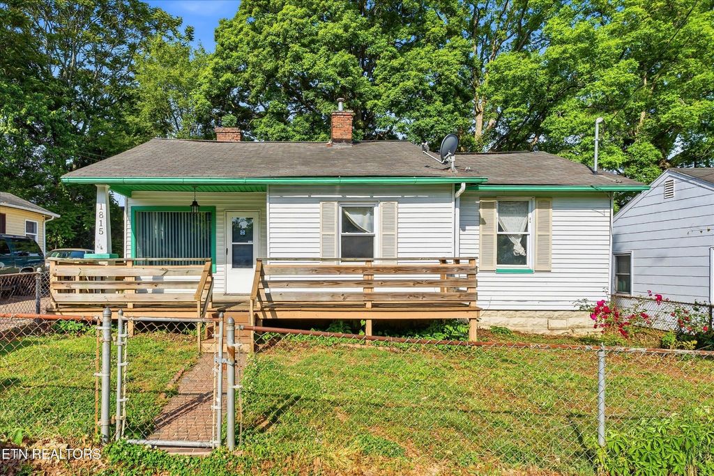 1815 Fay St, Knoxville, TN 37921