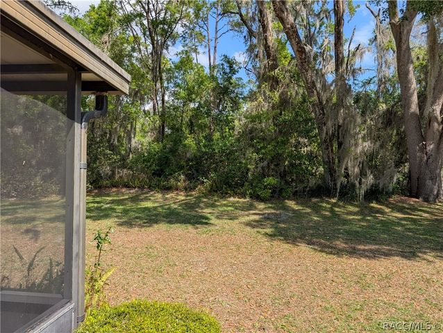 636 Whispering Pines Boulevard, Inverness, FL 34453