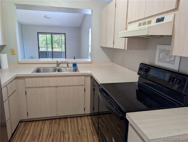 636 Whispering Pines Boulevard, Inverness, FL 34453