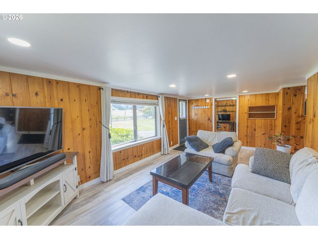 14616 66th Ave E, Puyallup, WA 98375
