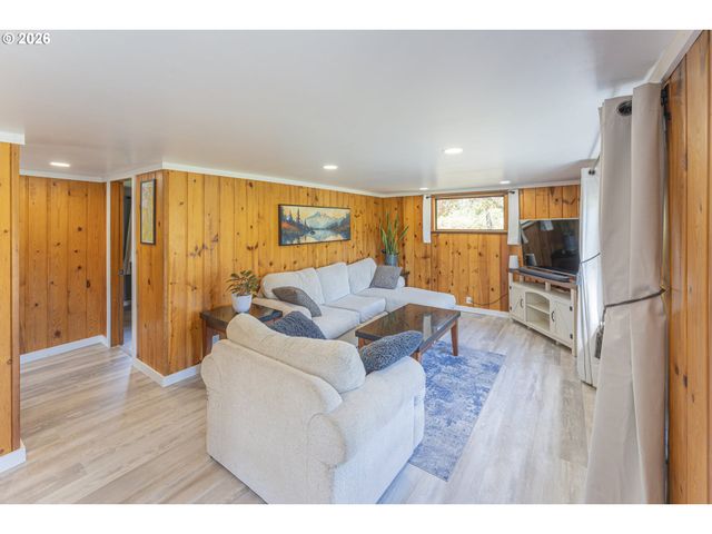 14616 66th Ave E, Puyallup, WA 98375