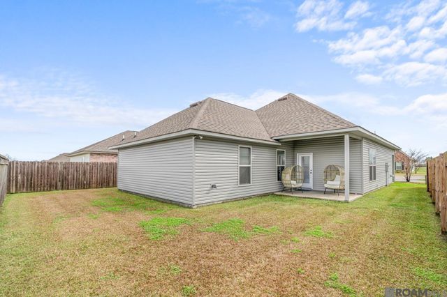 59830 Clifts Cove Dr, Plaquemine, LA 70764