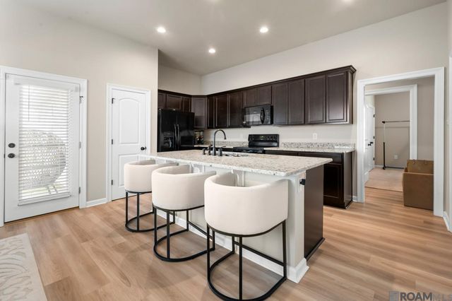 59830 Clifts Cove Dr, Plaquemine, LA 70764