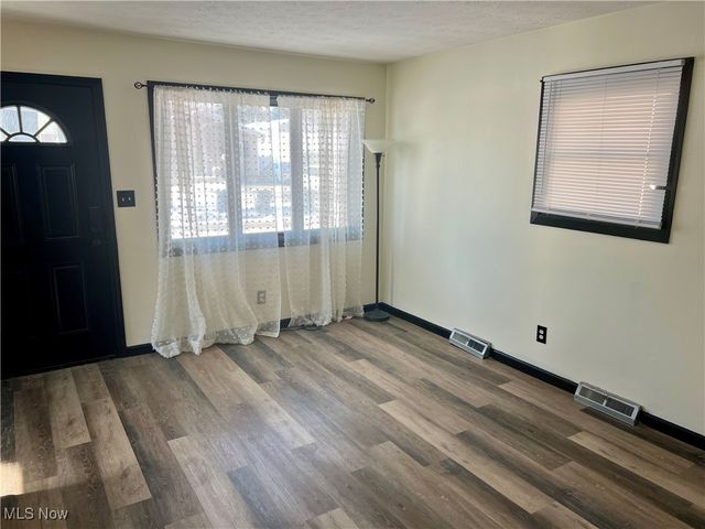 1585 Norledge Road, Akron, OH 44305