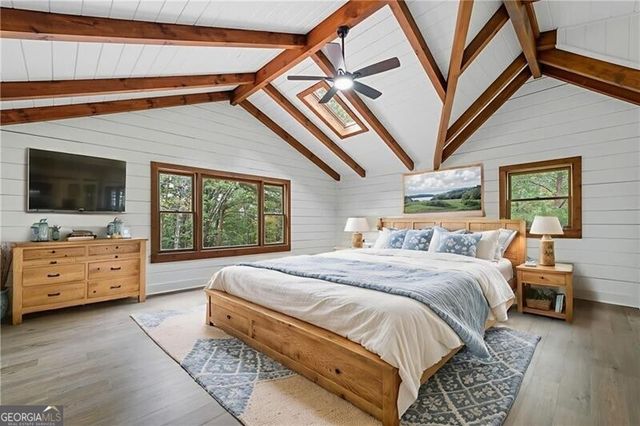 509 E Valley Road NE, Rydal, GA 30171