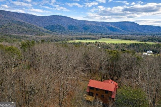 509 E Valley Road NE, Rydal, GA 30171