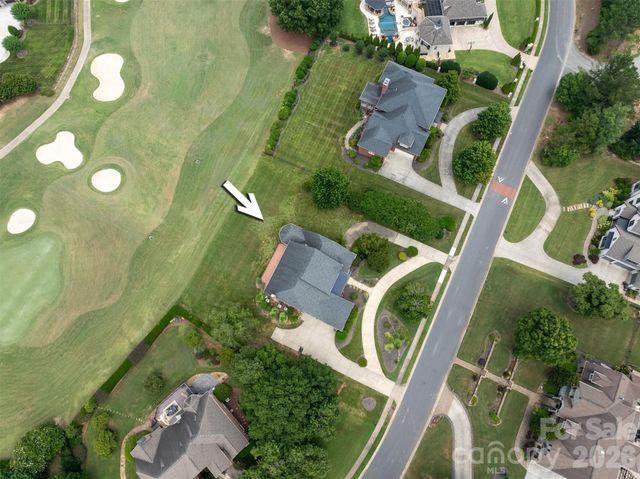 1048 Spyglass Lane, Waxhaw, NC 28173