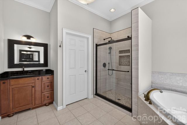 1048 Spyglass Lane, Waxhaw, NC 28173