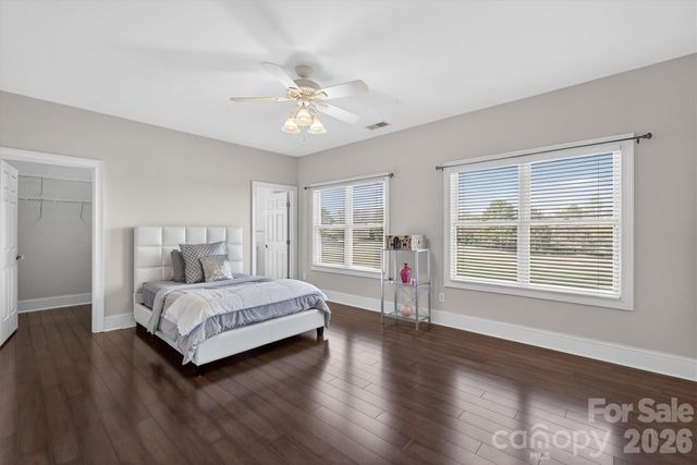 1048 Spyglass Lane, Waxhaw, NC 28173