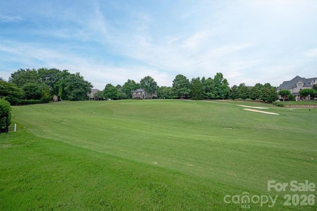 1048 Spyglass Lane, Waxhaw, NC 28173
