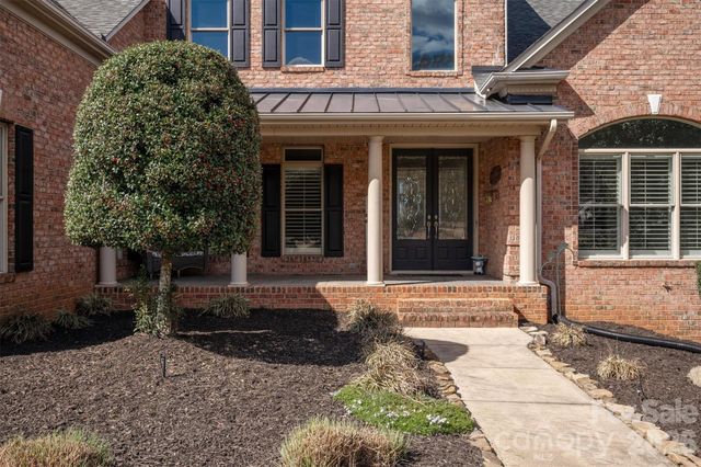 1048 Spyglass Lane, Waxhaw, NC 28173