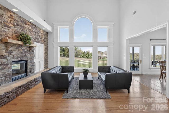 1048 Spyglass Lane, Waxhaw, NC 28173