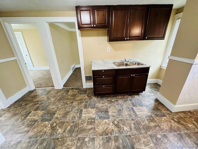 8150 Burnette Street, Detroit, MI 48204