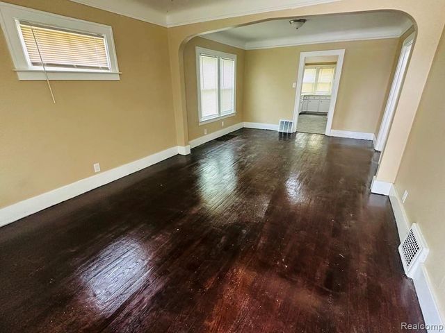 8150 Burnette Street, Detroit, MI 48204