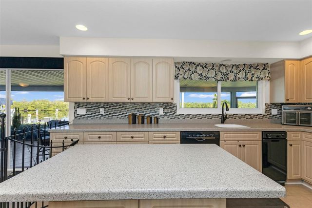 138 COLONIAL STREET SW, Port Charlotte, FL 33952