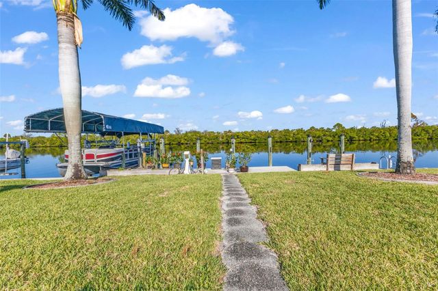 138 COLONIAL STREET SW, Port Charlotte, FL 33952