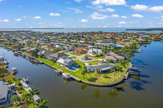 138 COLONIAL STREET SW, Port Charlotte, FL 33952