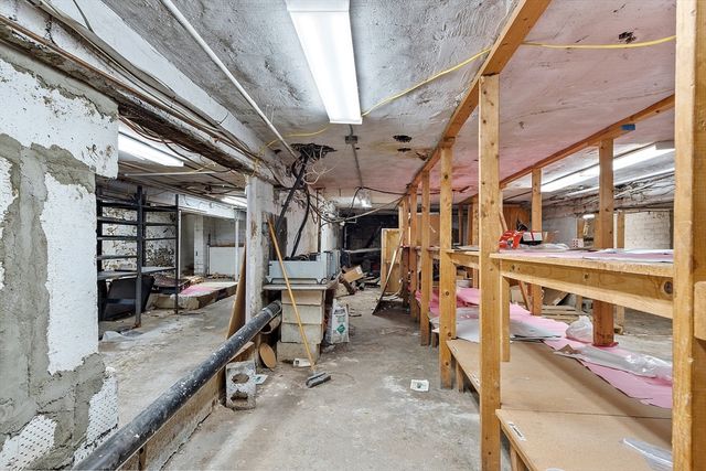 258-270 K Street, Boston, MA 02127