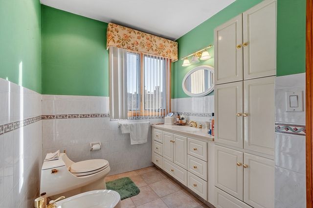 258-270 K Street, Boston, MA 02127